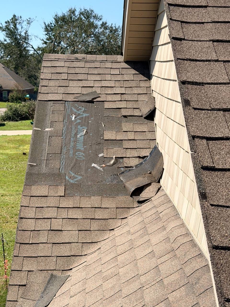 : New shingle roof on a residential home in Hernando County, FL.